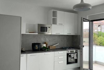 Apartament cu 2 camere semidecomandat în Nufărul