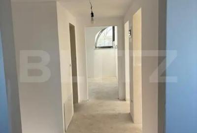 Casă cu 7 camere cu Teren 900 Mp în Central - 9