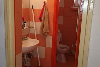 SAD Comercial sau Birou 106 m2, zona OMV - 8