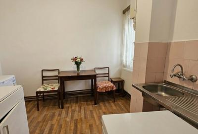 Garsonieră decomandată în P-ța Romană - 9