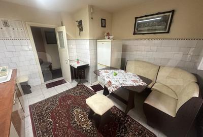 Apartament decomandat cu 3 camere, 78 mp, zona Carpati 2 - 3