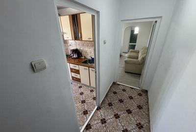 Apartament 2 camere Poarta 6 - 9