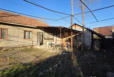 Casă cu 3 camere cu Teren 491 Mp în Central - 5