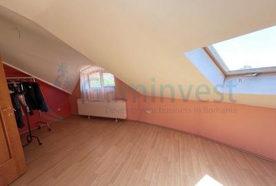 Casă individuală cu 8 camere cu Canalizare în Episcopia Bihorului - 23