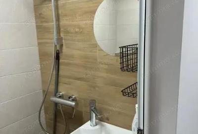 Garsonieră decomandată în Dacia