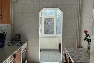 Apartament cu 3 camere decomandat în Central - 2