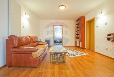 Casă cu 7 camere cu Teren 1167 Mp în Tractorul - 13