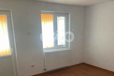 Casă cu 5 camere cu Teren 3646 Mp în Leontinești - 7