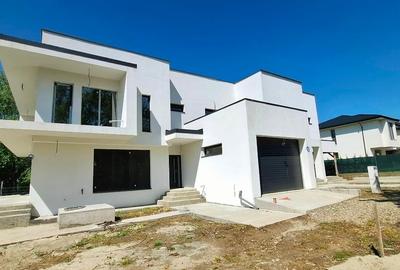 Proprietar, vând vilă pe malul lacului Corbeanca, deschidere 58 m - 5