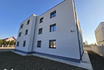 Apartament cu 3 camere în Micro 3 - 19