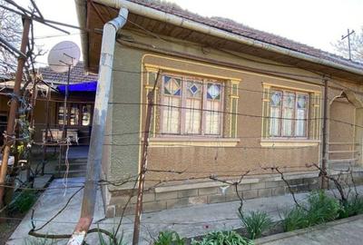 Casă de vânzare, 5 Camere, 160 mp, Carei