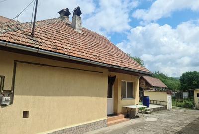 Casă cu 3 camere în Drumul Carului - 2
