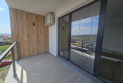 Apartament cu 3 camere decomandat în Păcurari - 11