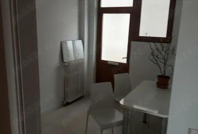 Apartament cu 4 camere în Central - 1