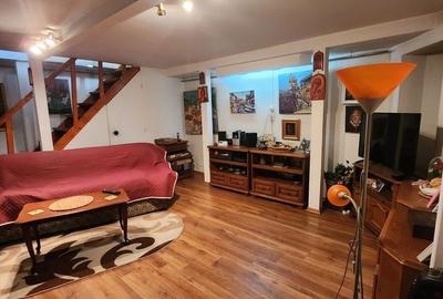 Casă cu 6 camere cu Teren 200 Mp în Central