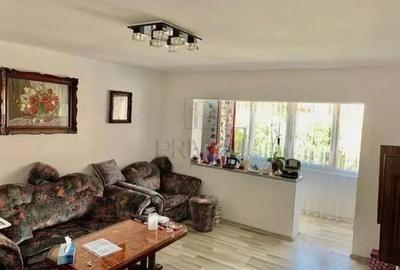 Apartament cu 3 camere decomandat, mobilat în Fabric