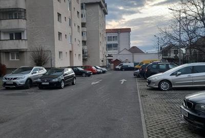 Apartament cu 2 camere semidecomandat în Turnișor - 7