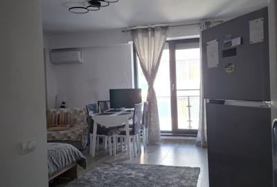 Garsonieră decomandată în Nord