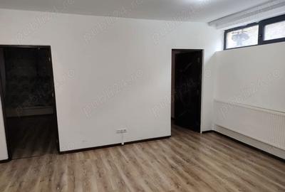 Apartament cu 3 camere decomandat în Central - 1