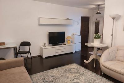 Garsonieră decomandată în Vitan - 4