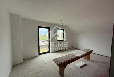 Casă cu 4 camere cu Teren 357 Mp în Central - 3