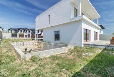 Vila moderna P+1 cu piscina si teren generos – Corbeanca, str. Laguna Albastra - 2