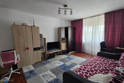 Apartament de 73mp ,3 camere decomandat et.3/4  centrul orasului Filiasi - 4