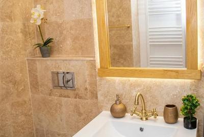 Apartament cu 3 camere decomandat în Central - 1