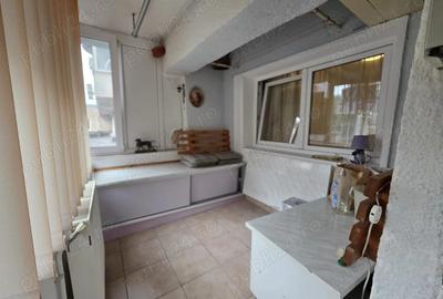 Apartament 4 camere decomandat, 78 mp utili + balcon 12 mp, etaj 1 Deva, B-dul Decebal - 14
