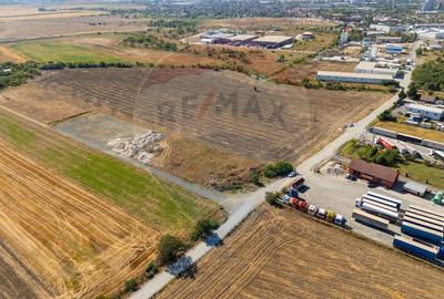 Teren de 20000 mp, în Poltur