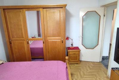 Apartament cu 3 camere decomandat în Tudor - 10