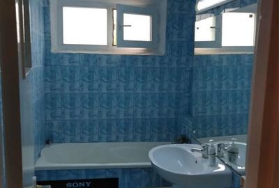 Apartament cu 3 camere semidecomandat în Central - 3