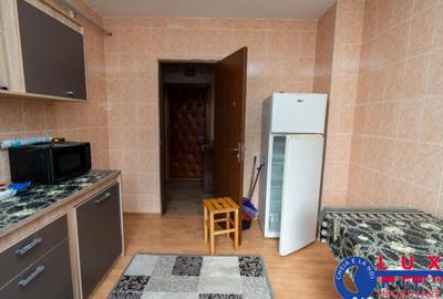 Apartament cu 3 camere decomandat în Central - 6