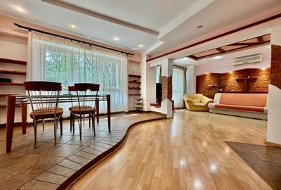 Apartament cu 3 camere decomandat în Vatra Luminoasă