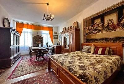 APARTAMENT CU FARMEC ISTORIC IN ZONA SCHEI - 2