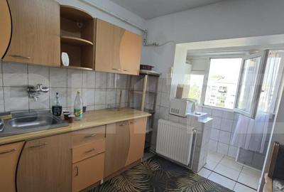 Apartament de inchiriat, cu 2 camere, 58 mp, zona Micro 17 - 2