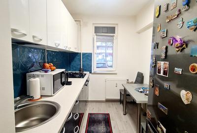 Str.Sg Nițu Vasile/Metru Piata Sudului 3 minute - 8