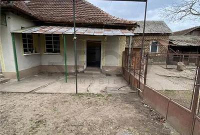 Casă cu 3 camere cu Teren 1439 Mp în Săcueni - 9