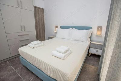 Apartament cu 2 camere decomandat în Tractorul