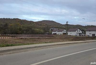Teren de 2100 mp, în Central - 2