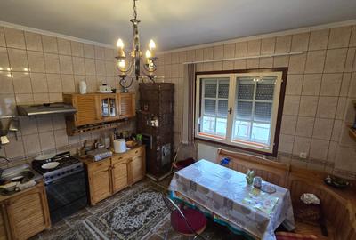 Casă individuală cu 5 camere cu Garaj în Petrești - 20