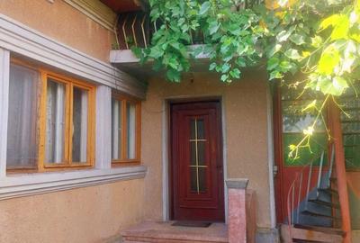Casă cu 4 camere în Central - 8