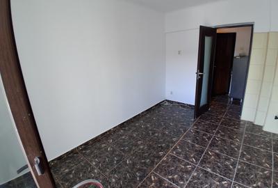 Garsonieră decomandată în Frumoasa - 2