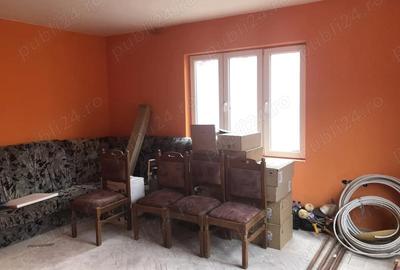 Spațiu comercial, de 2,300 mp, în Motiș - 2