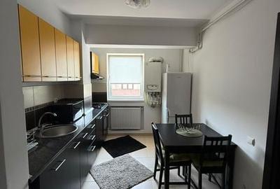 Apartament cu 2 camere decomandat în Central - 2
