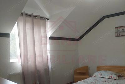 Casă cu 5 camere cu Teren 1100 Mp în Poiana - 11
