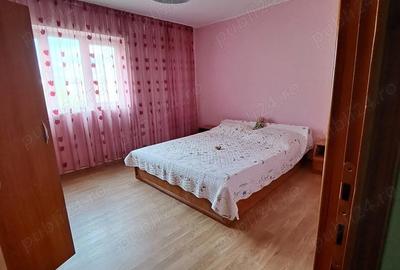 Apartament cu 2 camere decomandat în Săvinești - 8