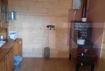 Casă cu Teren 1000 Mp în Șugag - 9