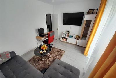 Apartament cu 2 camere decomandat în Lunca Cetățuii