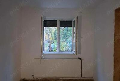 Apartament 2 camere de vanzare , parter , M15 , Ozana , 34.000 euro - 2